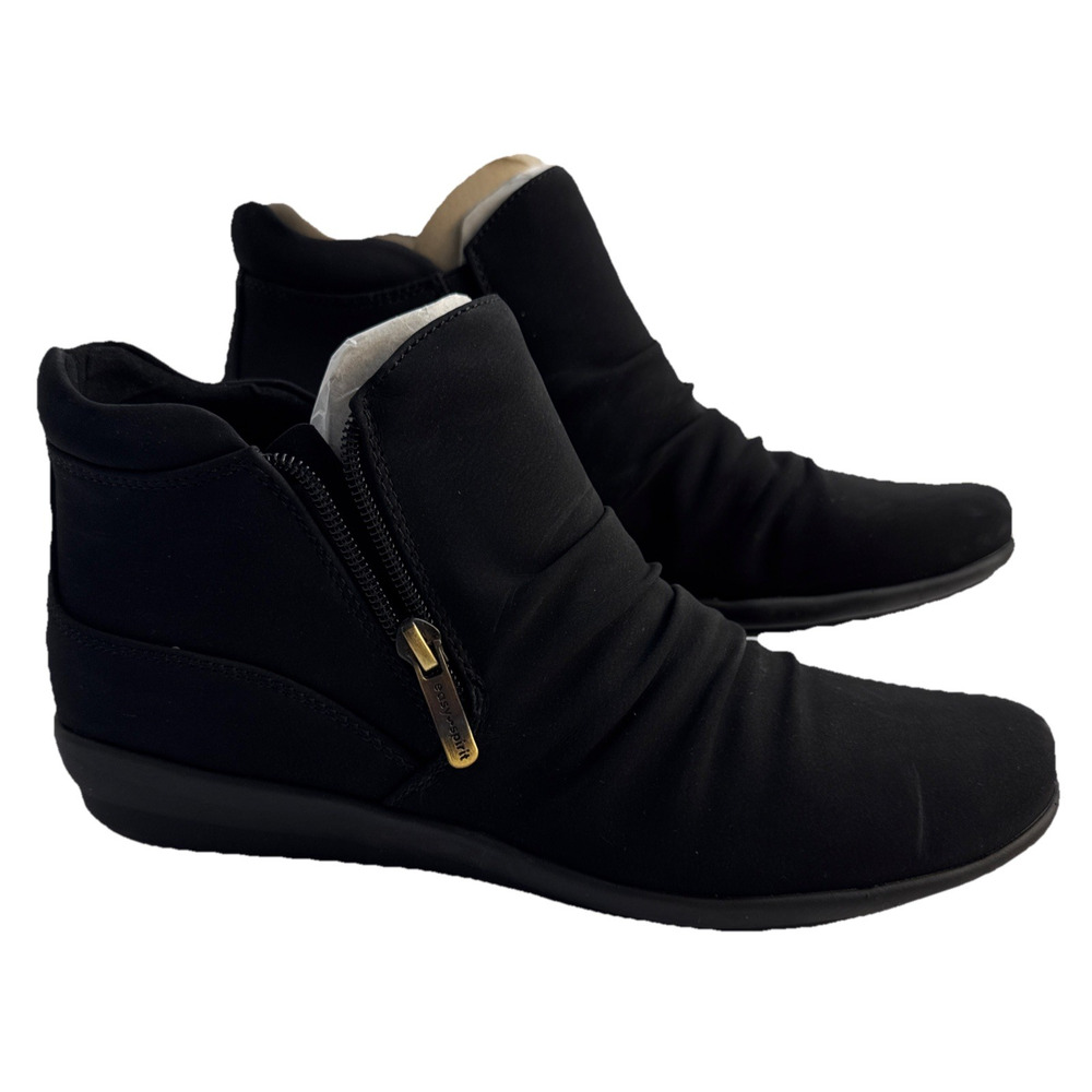 Easy Spirit Womens 9 M Sealeta Ankle Bootie Black Faux suede Square Toe NWOB
